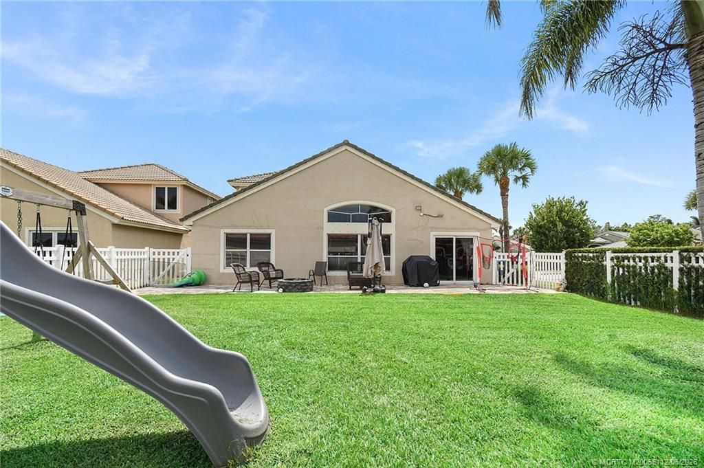 1015 SE Westminster Place , Stuart, FL 34997 Photo