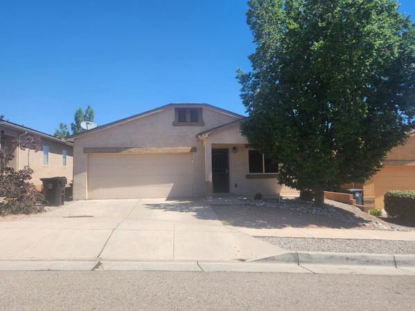 10639 Grayware Road SW, Albuquerque, NM 87121