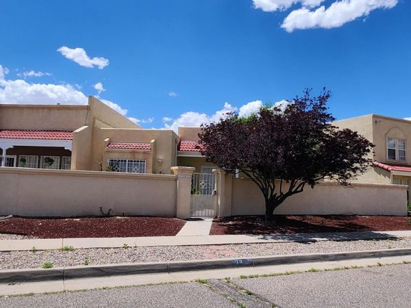 3821 Sunbird Drive NW, Albuquerque, NM 87120