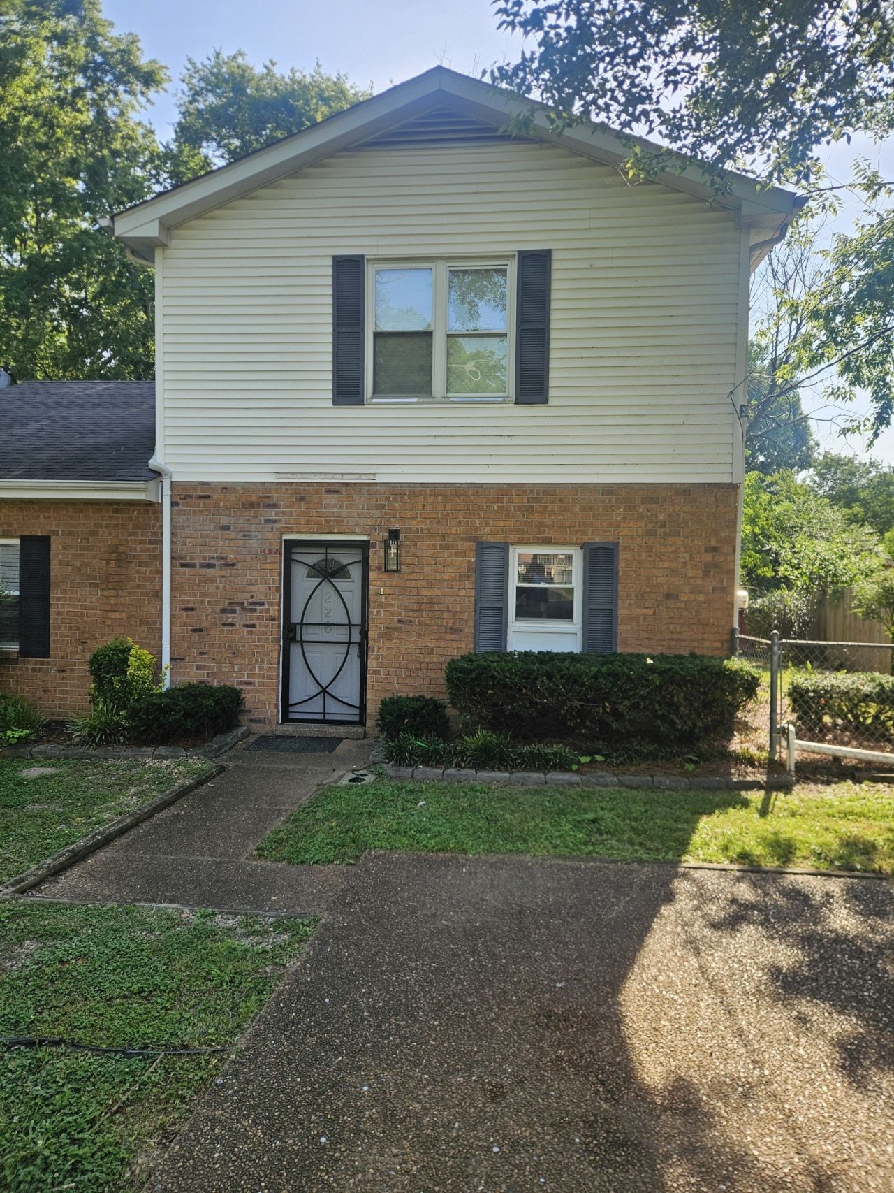 226 Macfie Dr, Madison, TN 37115 Main Photo