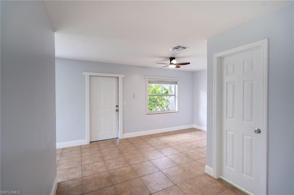 1940 48th St Sw, Naples, FL 34116 Photo