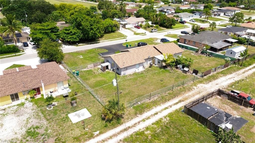 1940 48th St Sw, Naples, FL 34116 Photo