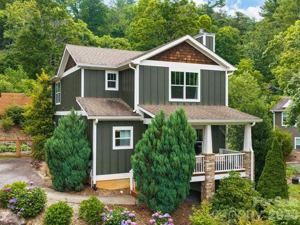80 Bassett Road , Asheville, NC 28804