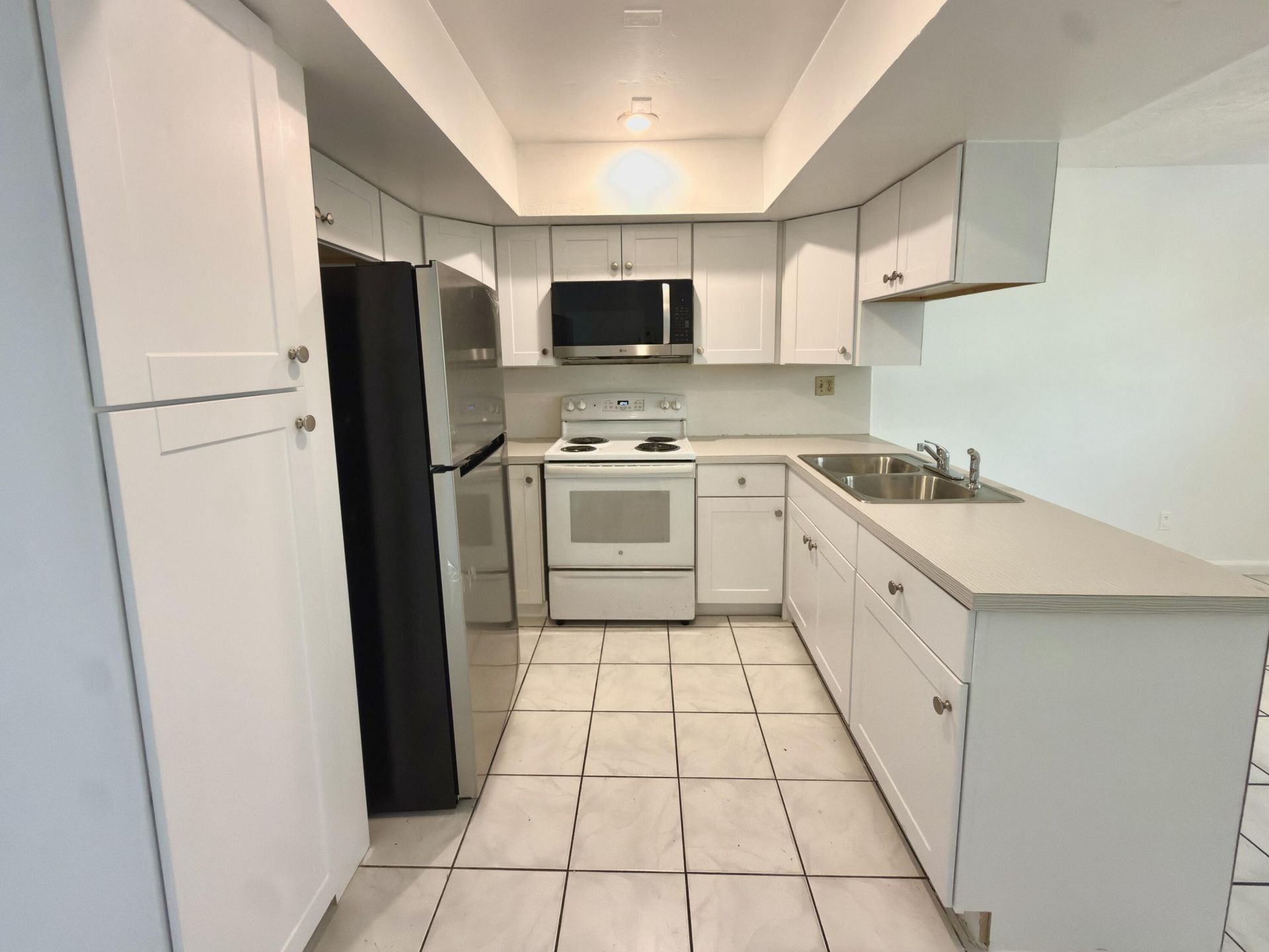 7643 NW 74th Avenue, Unit 1-2, Tamarac, FL 33321 Photo