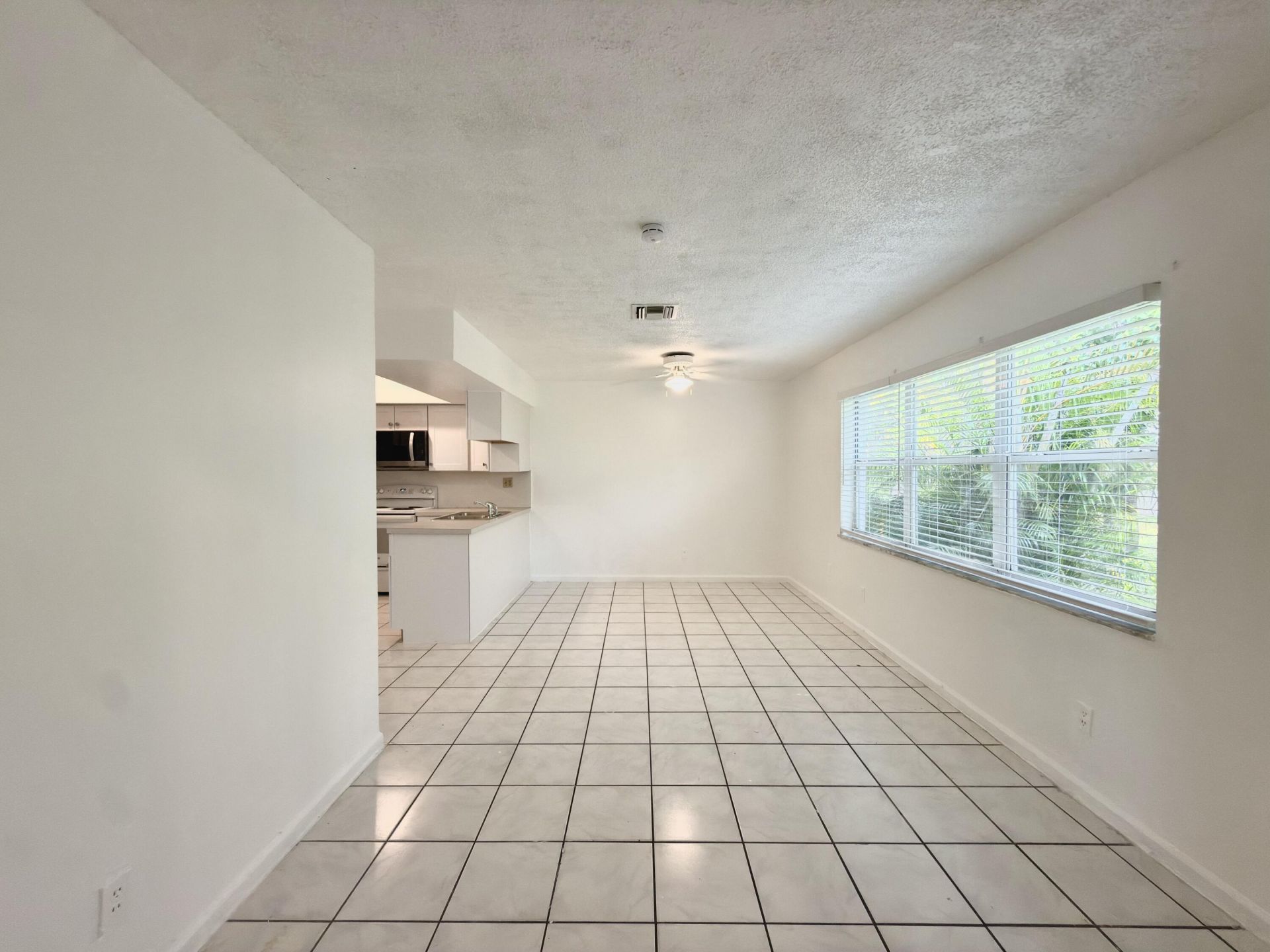 7643 NW 74th Avenue, Unit 1-2, Tamarac, FL 33321 Photo