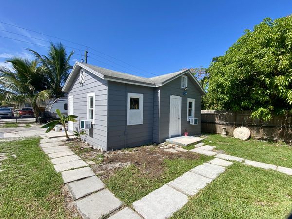 2231 Wilson Street, Unit 2, Hollywood, FL 33020