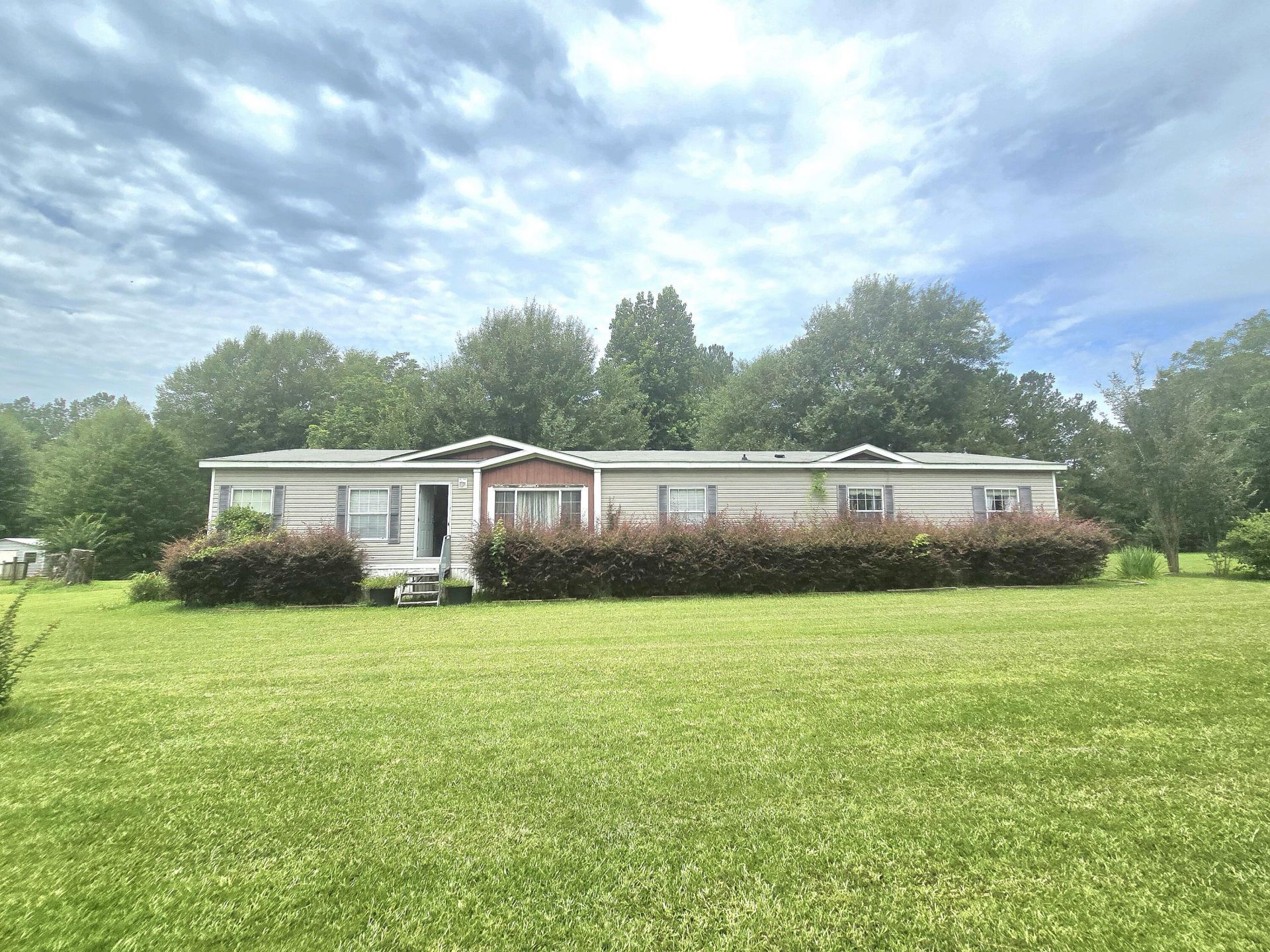 1900 A Hwy 15, Richton, MS 39476 Main Photo