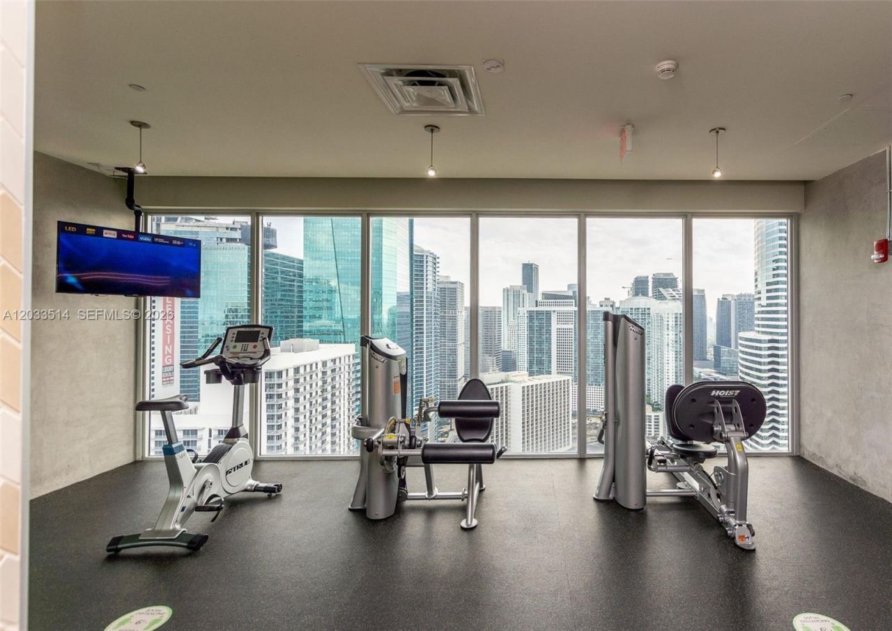 151 SE 1st St , Unit 807, Miami, FL 33131 Photo