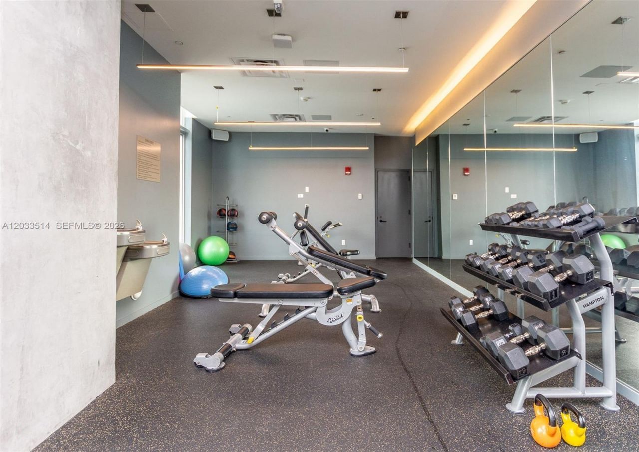151 SE 1st St , Unit 807, Miami, FL 33131 Photo