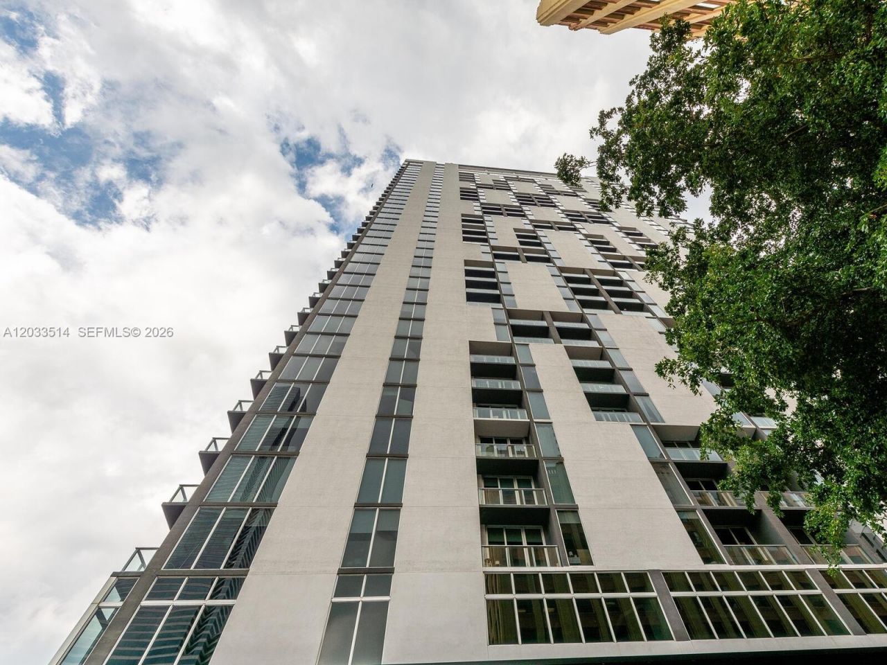 151 SE 1st St , Unit 807, Miami, FL 33131 Photo