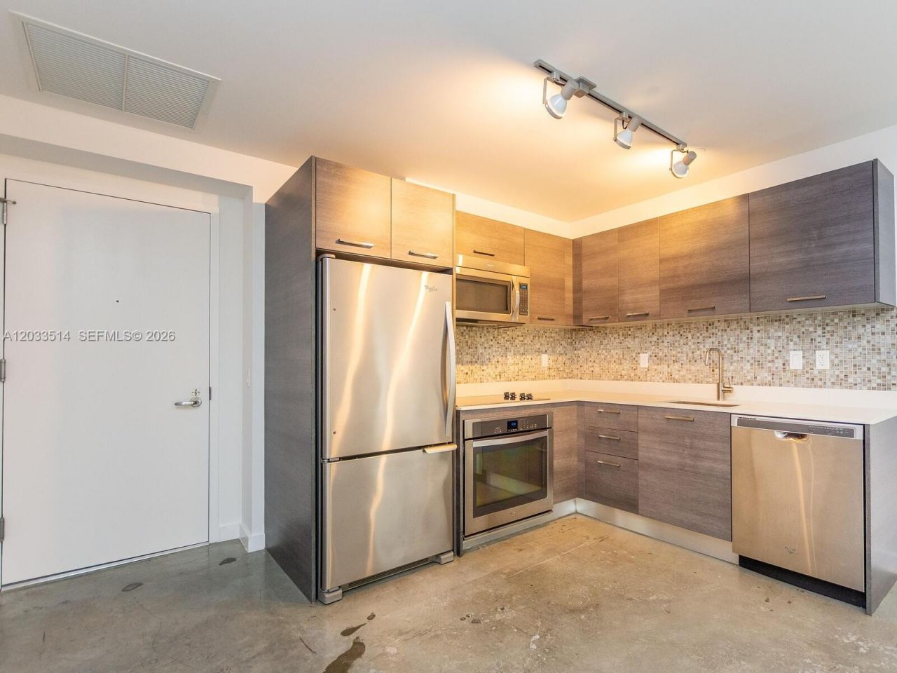 151 SE 1st St , Unit 807, Miami, FL 33131 Photo
