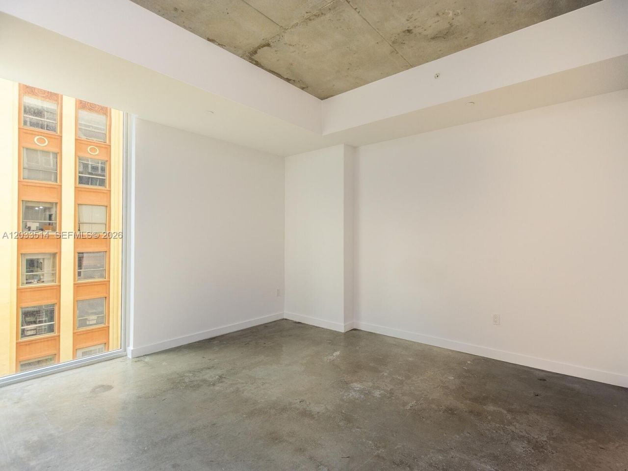 151 SE 1st St , Unit 807, Miami, FL 33131 Photo