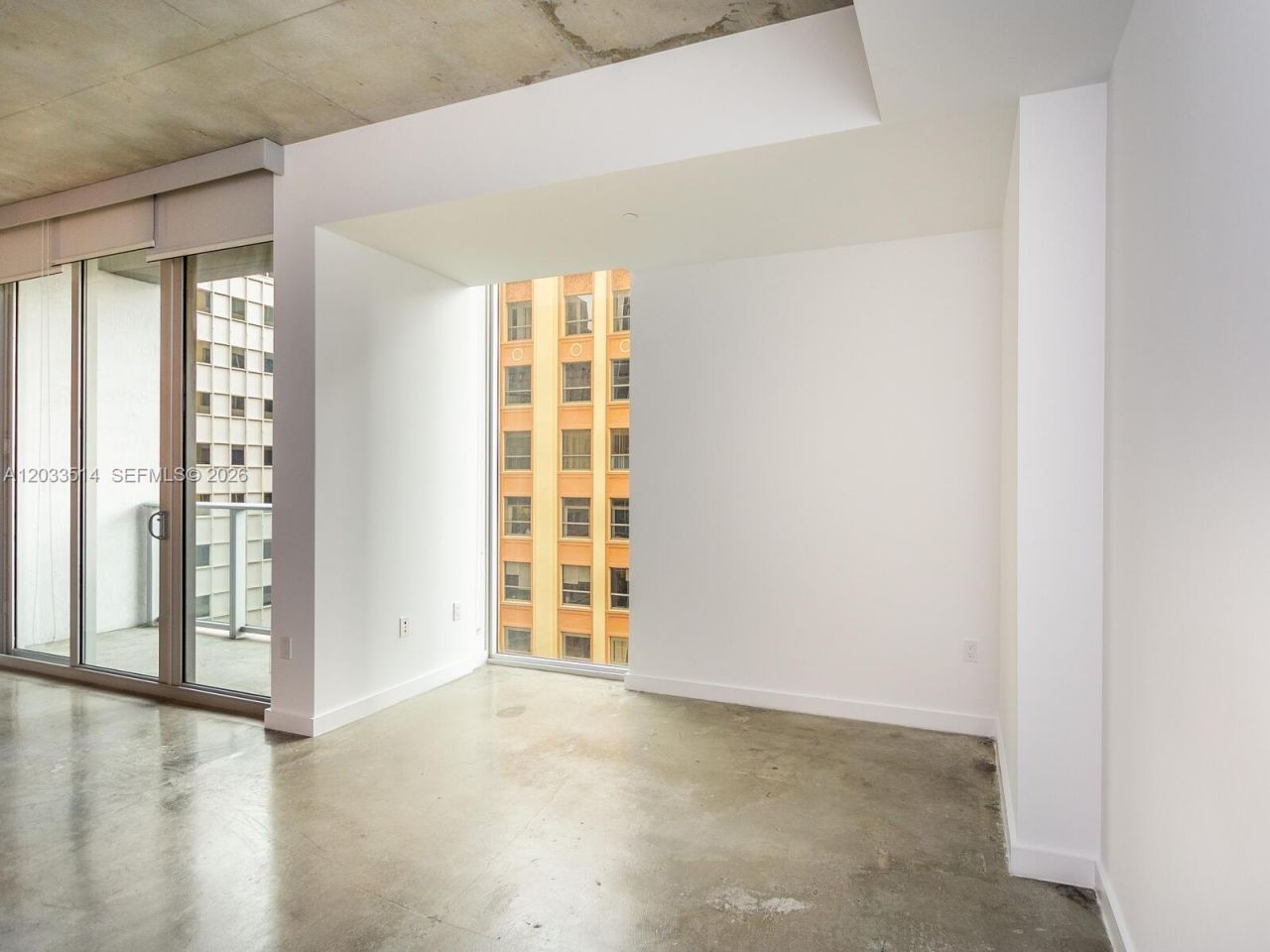 151 SE 1st St , Unit 807, Miami, FL 33131 Photo