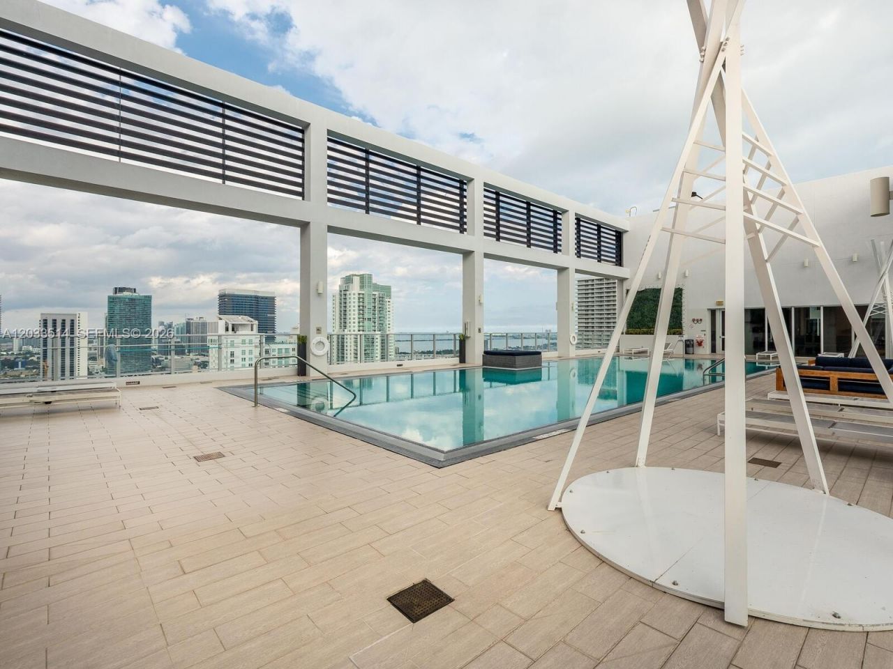 151 SE 1st St , Unit 807, Miami, FL 33131 Photo
