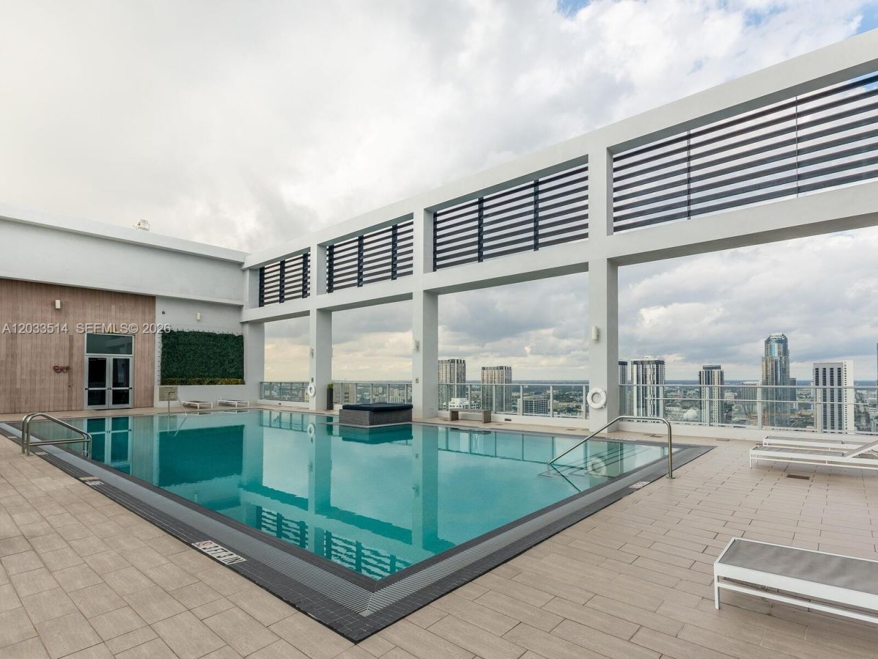 151 SE 1st St , Unit 807, Miami, FL 33131 Photo