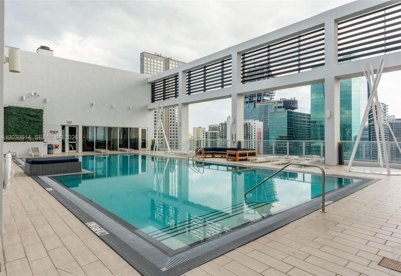 151 SE 1st St , Unit 807, Miami, FL 33131 Photo