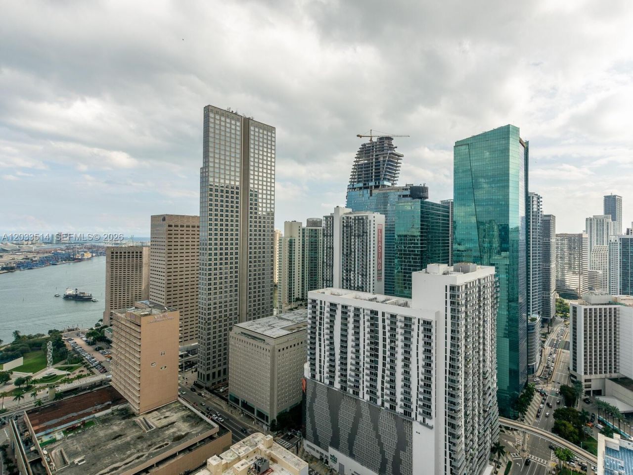 151 SE 1st St , Unit 807, Miami, FL 33131 Photo