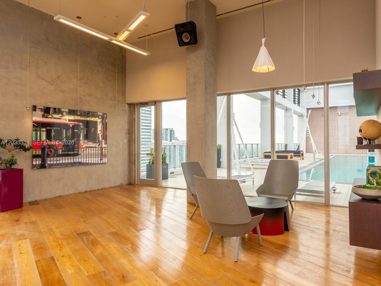 151 SE 1st St , Unit 807, Miami, FL 33131 Photo