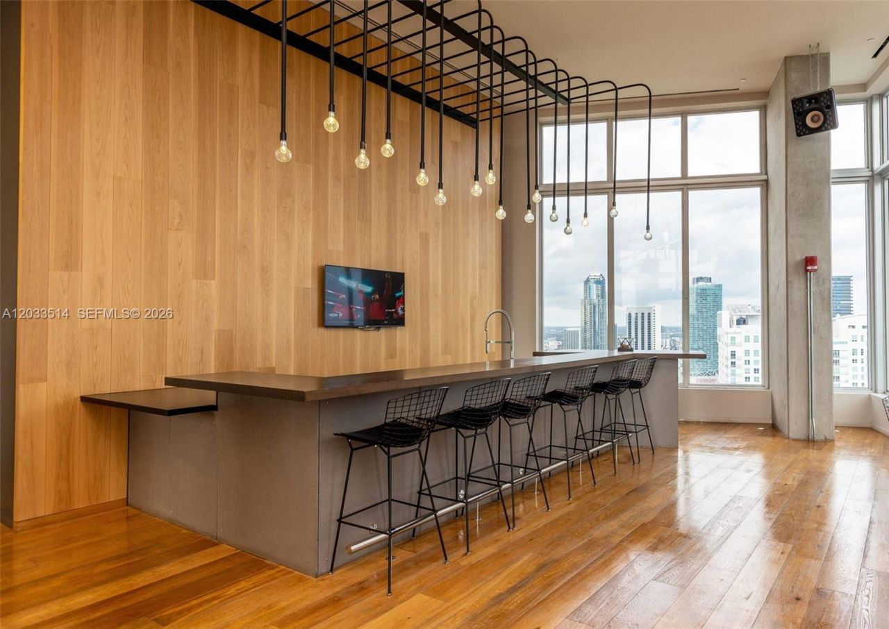 151 SE 1st St , Unit 807, Miami, FL 33131 Photo