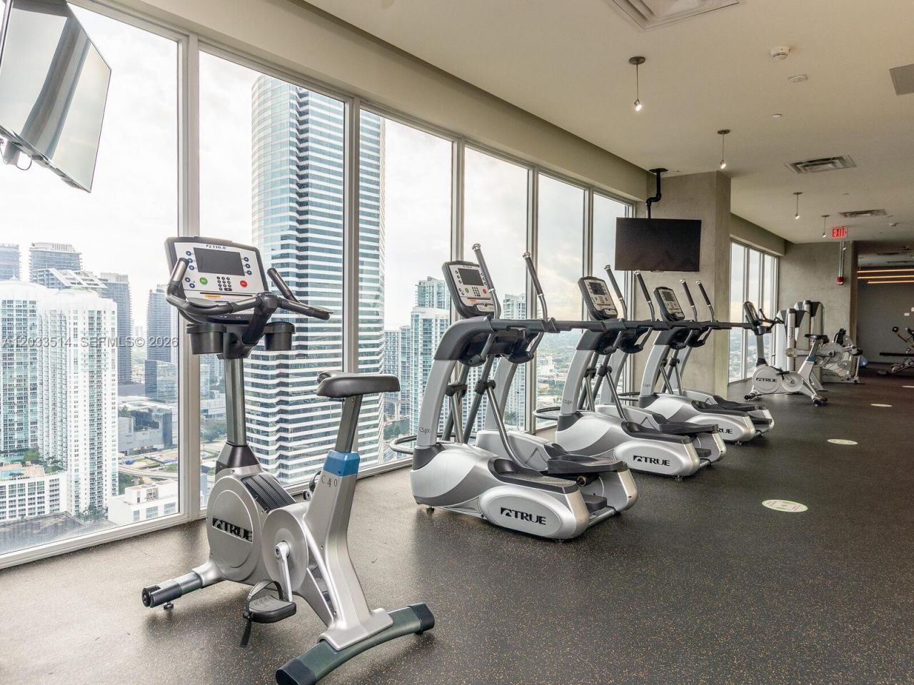 151 SE 1st St , Unit 807, Miami, FL 33131 Photo