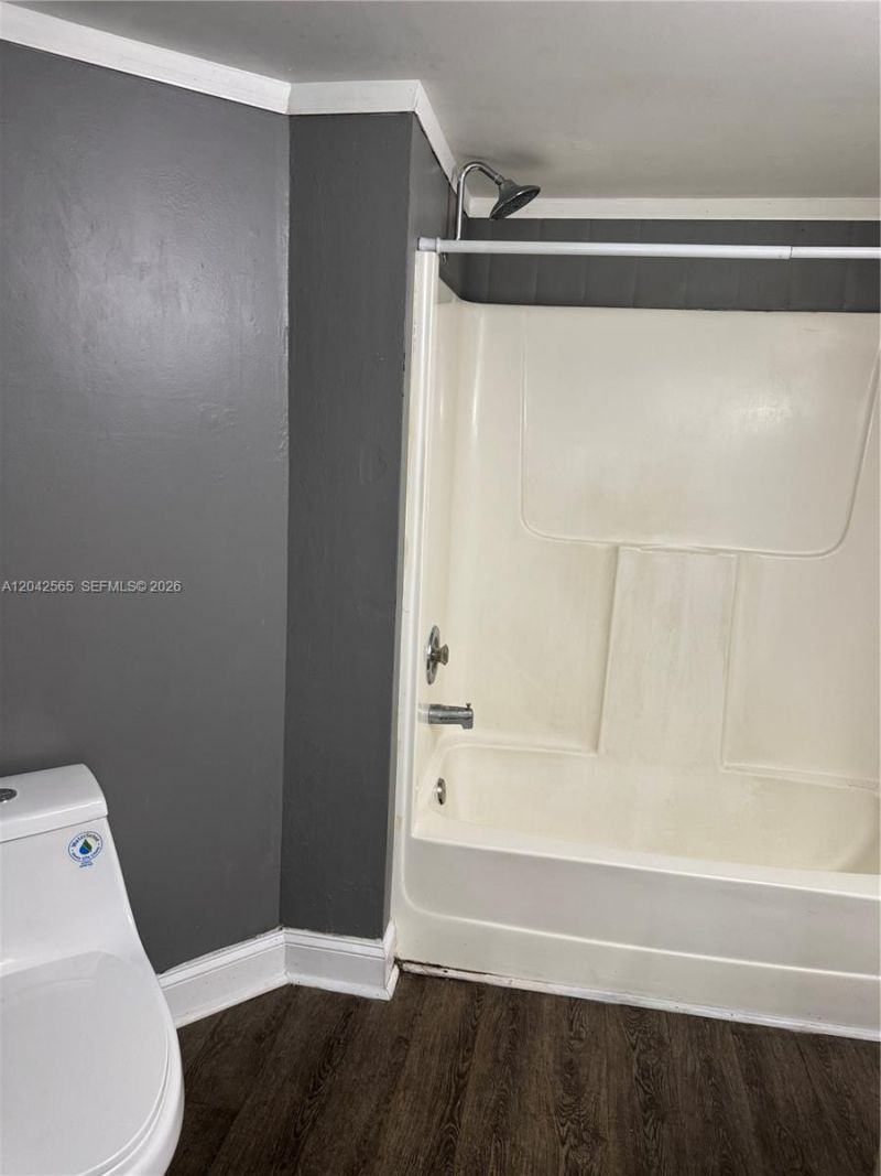 9429 Fontainebleau Blvd, Unit 105-33, Miami, FL 33172 Photo
