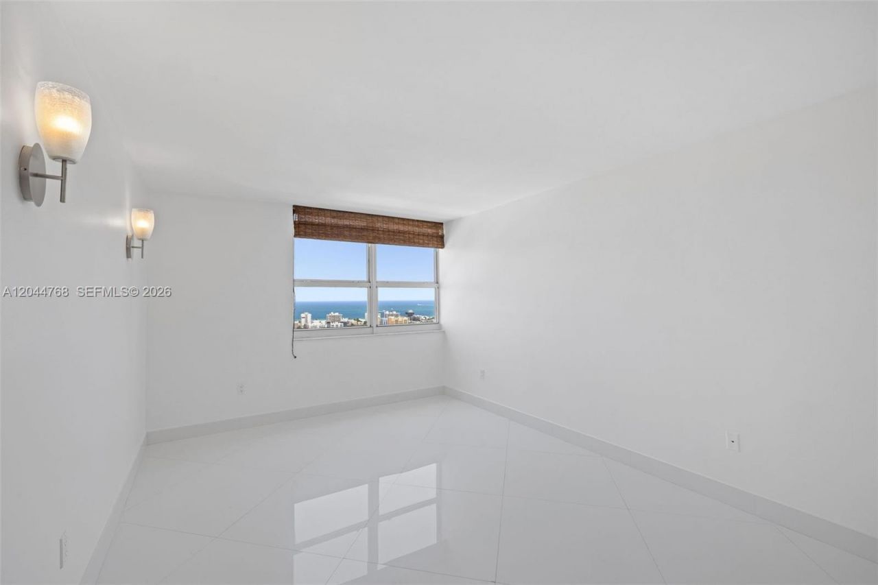 650 West Ave , Unit 2912, Miami Beach, FL 33139 Photo