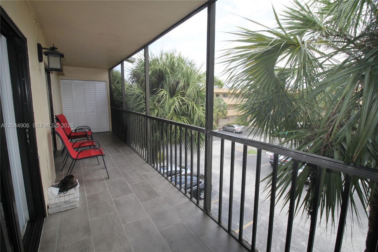 8415 SW 107th Ave, Unit 359W, Miami, FL 33173 Photo