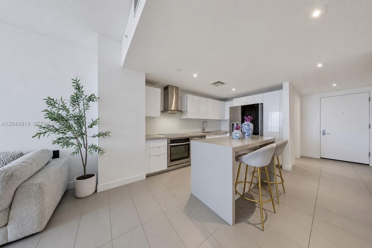 1600 NE 1st Ave, Unit 2814, Miami, FL 33132 Photo