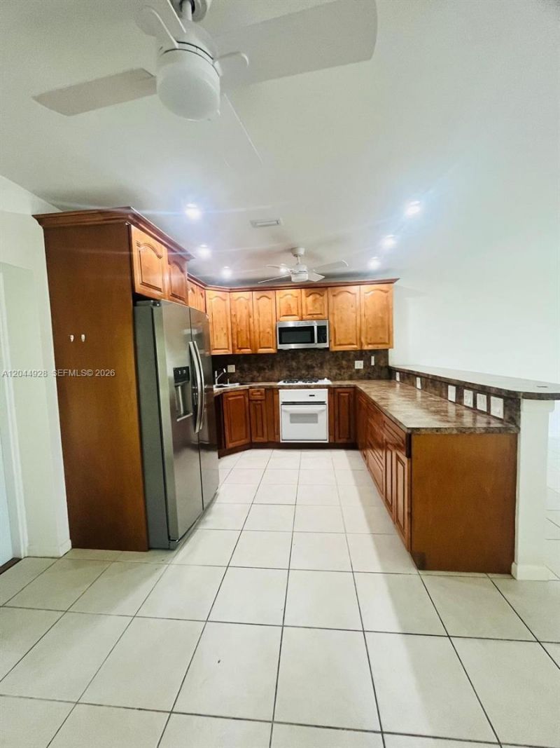 1061 NE 26th Ave, Unit 1061, Pompano Beach, FL 33062 Photo