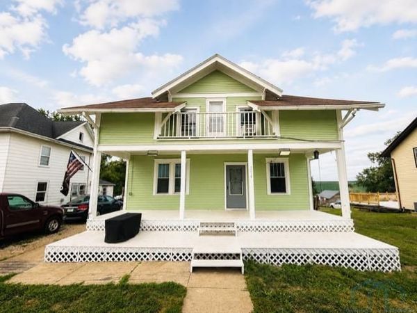 714 1ST ST, Pierson, IA 51048