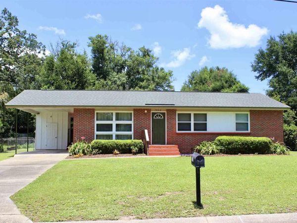 3820 Whispering Pines Dr, Pensacola, FL 32504