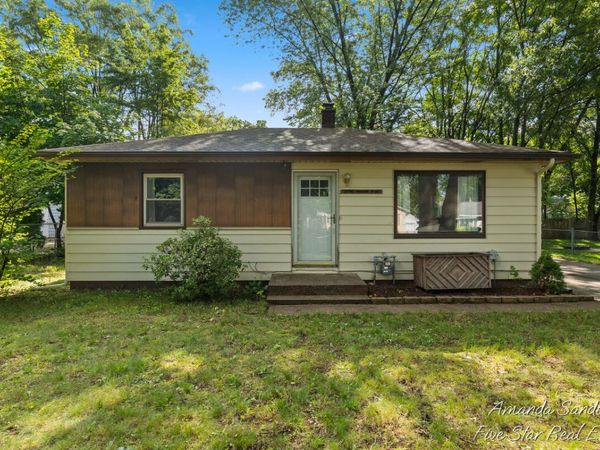 3746 Raven Avenue SW, Wyoming, MI 49509