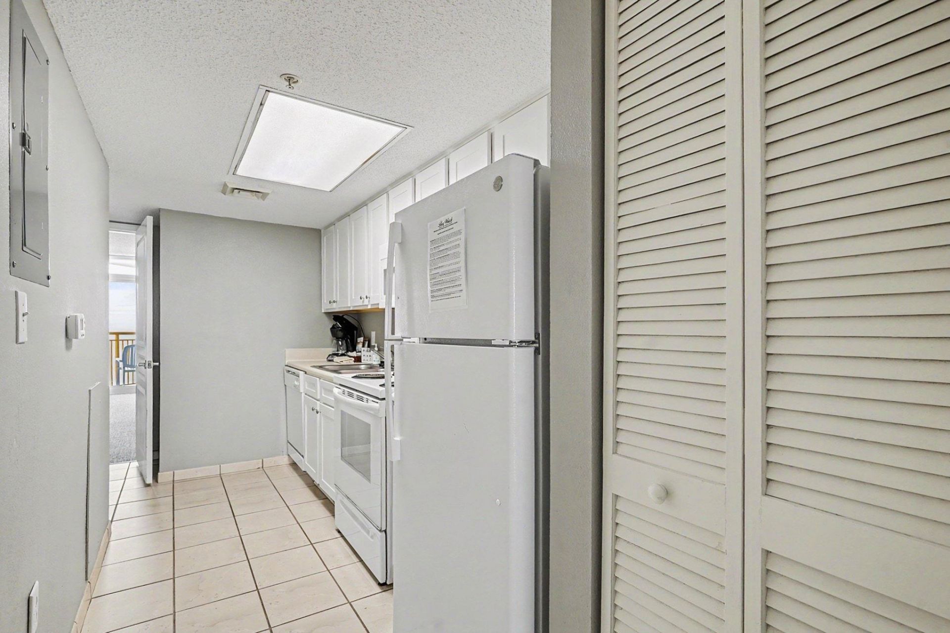 2711 S Ocean Blvd.  Photo 18