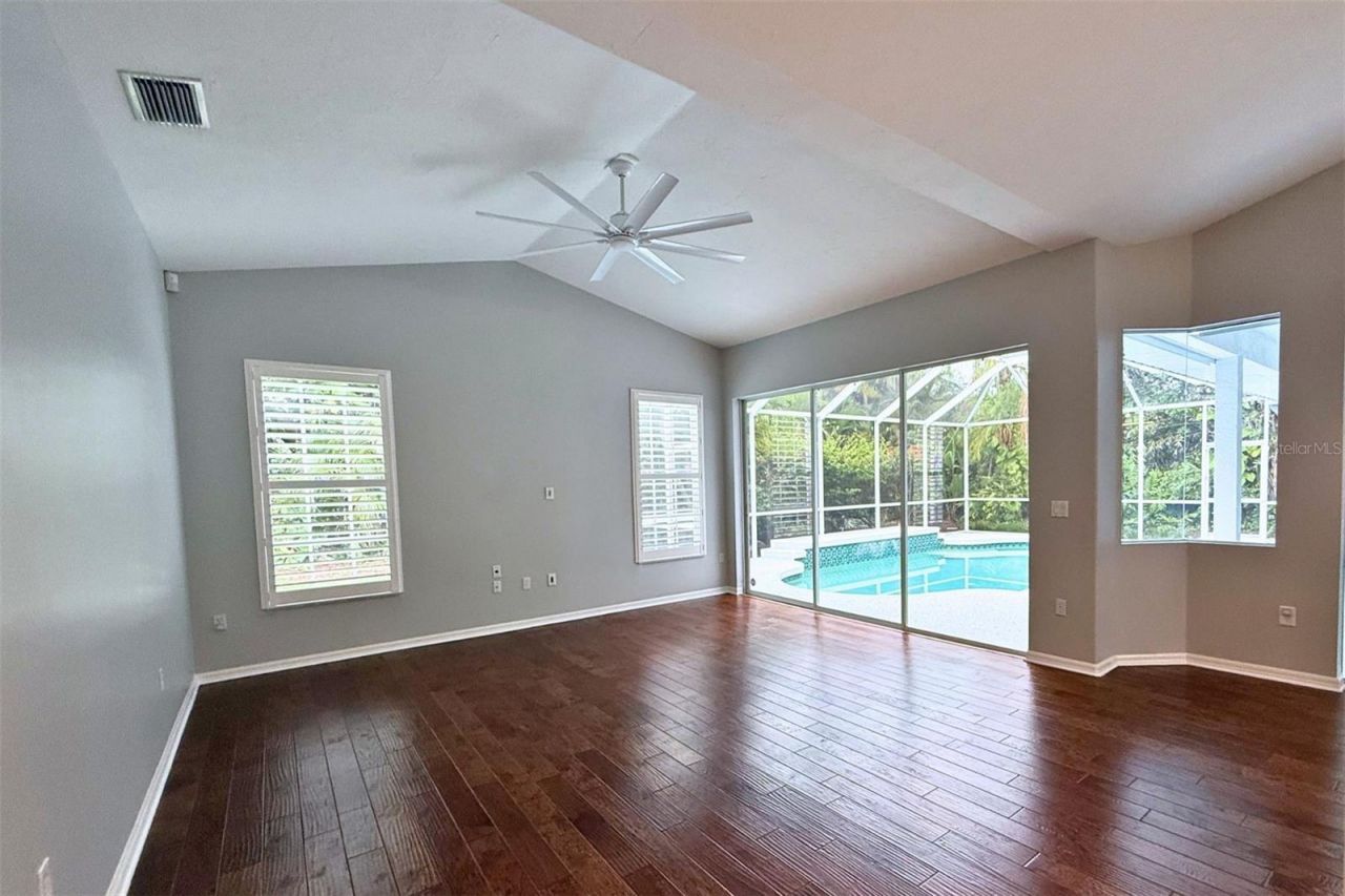 4824 Hanging Moss Lane, Sarasota, FL 34238 Photo