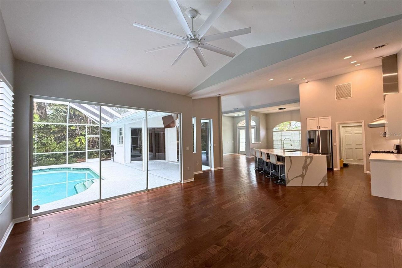 4824 Hanging Moss Lane, Sarasota, FL 34238 Photo