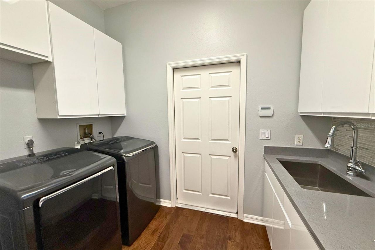 4824 Hanging Moss Lane, Sarasota, FL 34238 Photo
