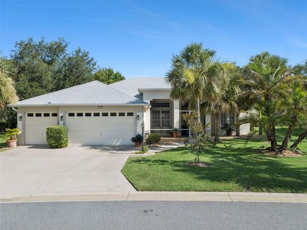 20538 QUEEN ALEXANDRA DRIVE , LEESBURG, FL 34748