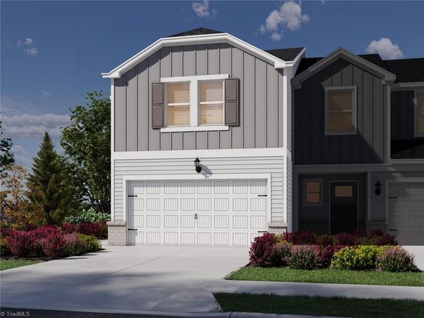 812 StreamView Court , Mebane, NC 27302