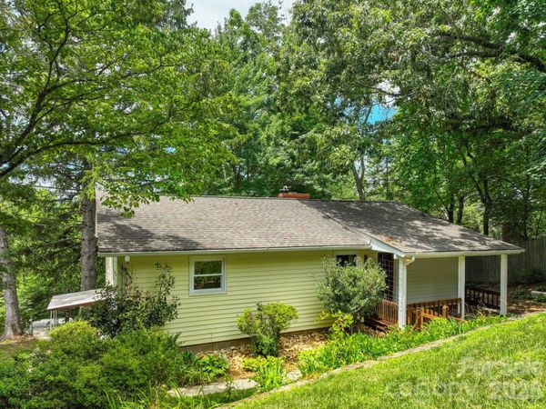 11 Von Ruck Court , Asheville, NC 28801