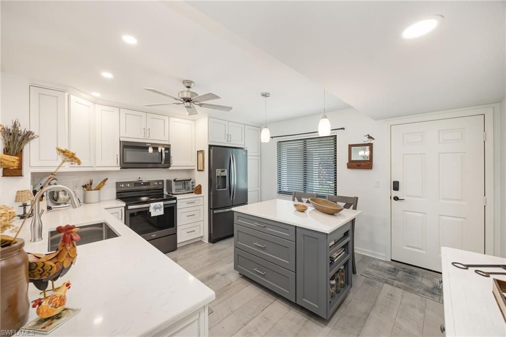 5724 Deauville Cir, Unit H107, Naples, FL 34112 Photo