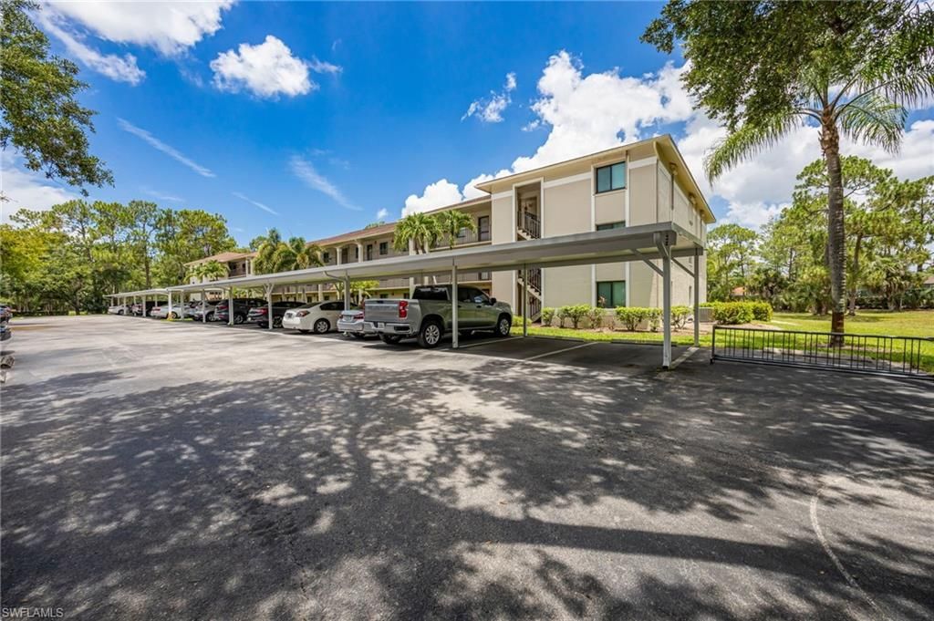 5724 Deauville Cir, Unit H107, Naples, FL 34112 Photo