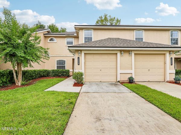1665 VINELAND Circle, Unit B, Fleming Island, FL 32003