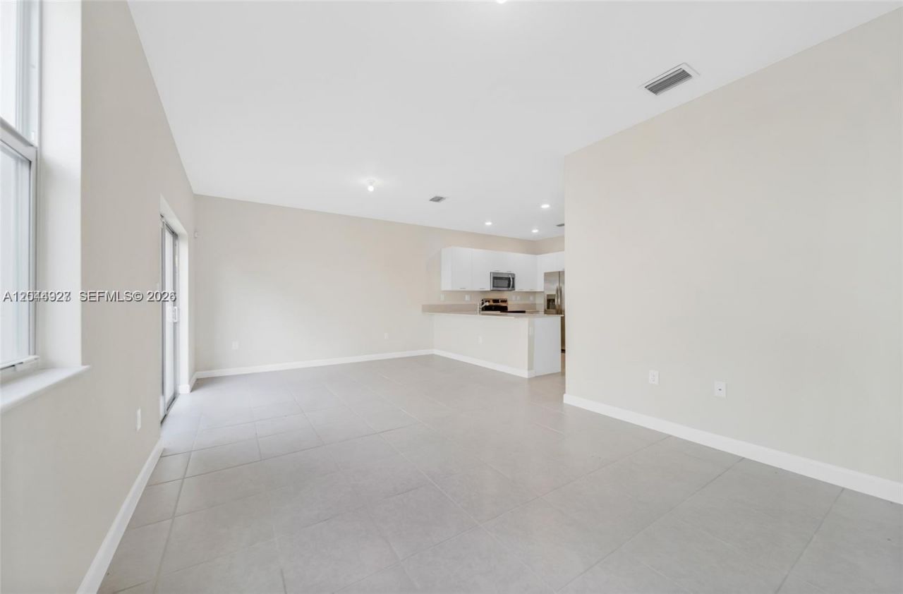 12942 NW 23rd Pl , Miami, FL 33167 Photo