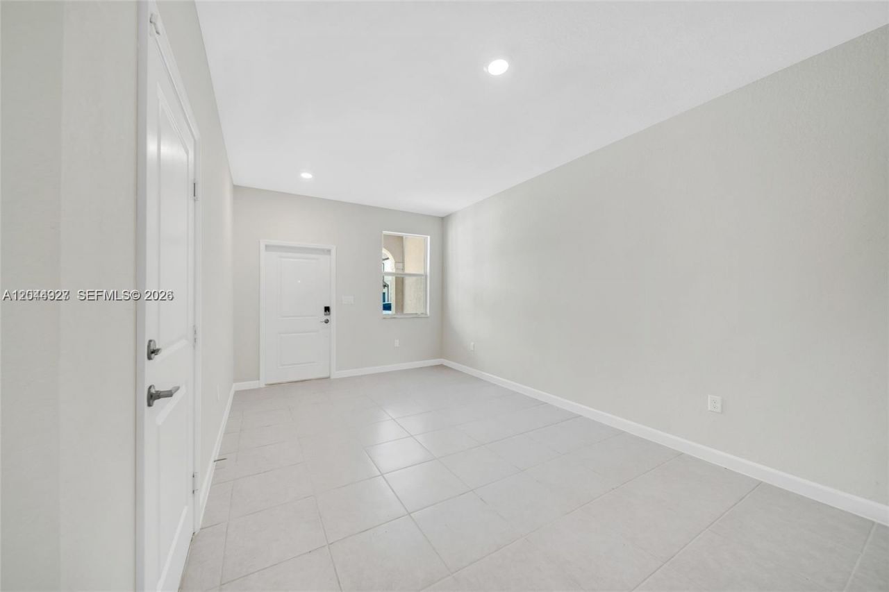 12942 NW 23rd Pl , Miami, FL 33167 Photo
