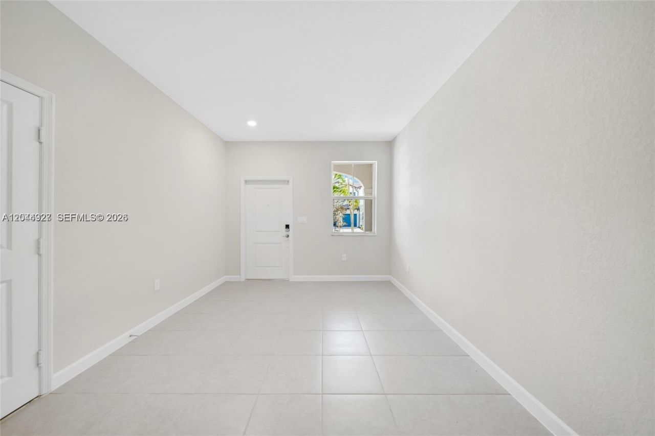 12942 NW 23rd Pl , Miami, FL 33167 Photo