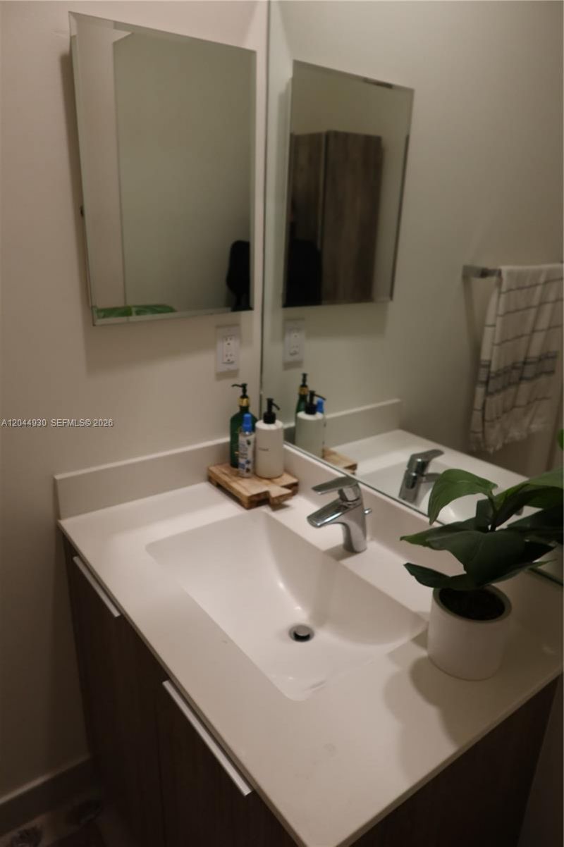 10467 NW 82nd St , Unit 16, Doral, FL 33178 Photo