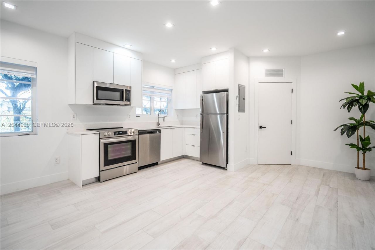 960 Jefferson Ave , Miami Beach, FL 33139 Photo