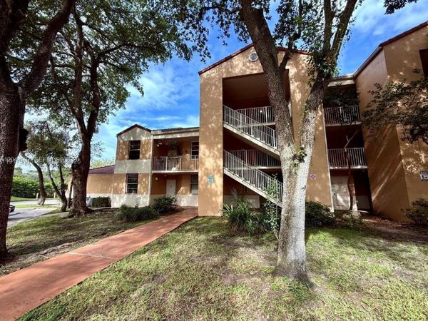 8246 NW 24th St, Unit 8246, Coral Springs, FL 33065