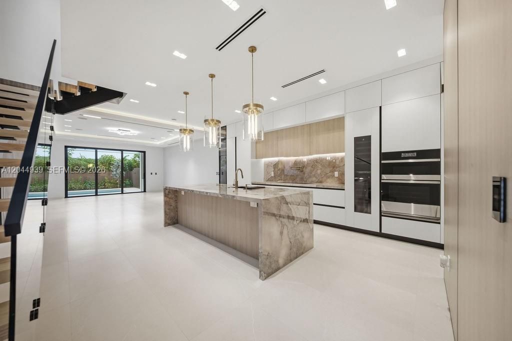 1332 NE 16th Ter , Fort Lauderdale, FL 33304 Photo