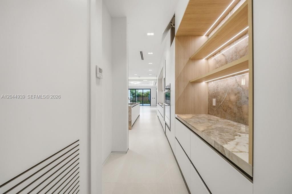 1332 NE 16th Ter , Fort Lauderdale, FL 33304 Photo